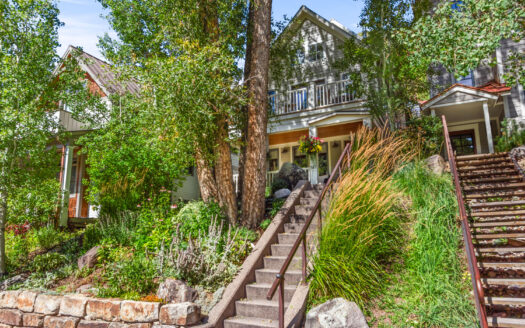 E 517 Columbia Avenue