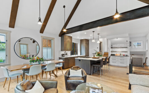 E 517 Columbia Avenue