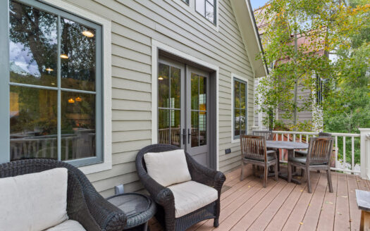 E 517 Columbia Avenue