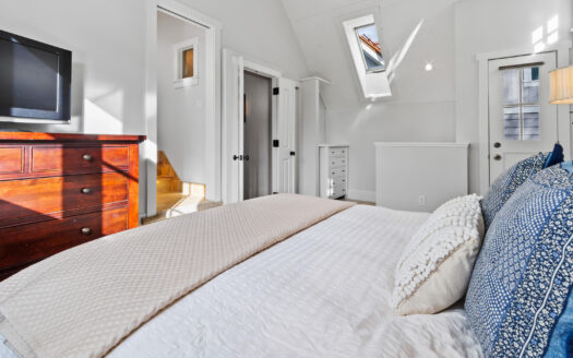 E 517 Columbia Avenue