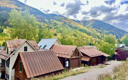 E 517 Columbia Avenue