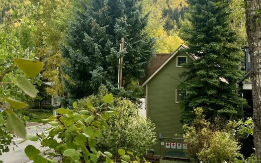 E 517 Columbia Avenue