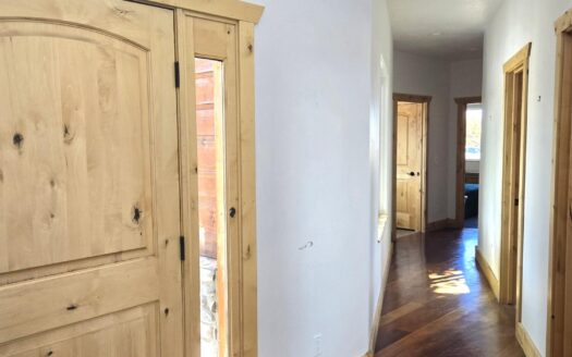 1535 N. Gurley Drive