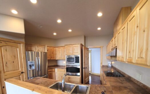 1535 N. Gurley Drive