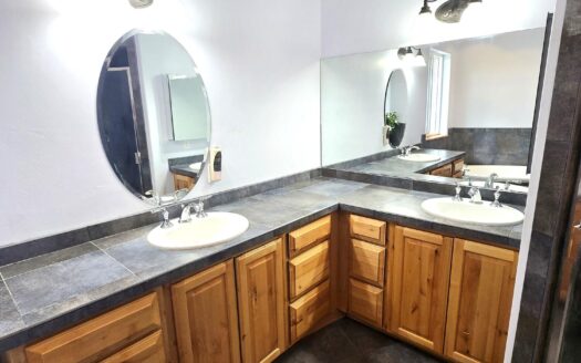 1535 N. Gurley Drive