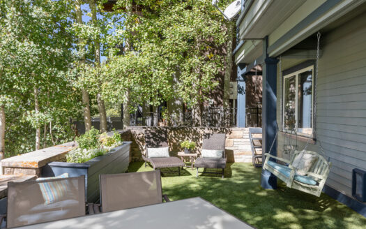 E 721 Pandora Avenue