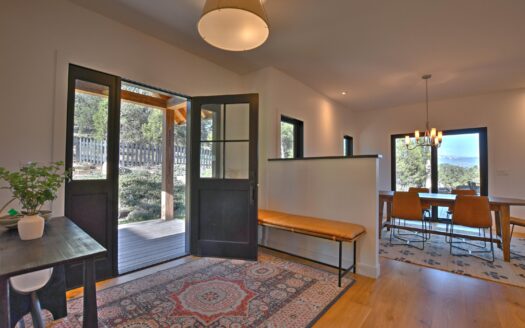 1076 Pleasant Point Drive