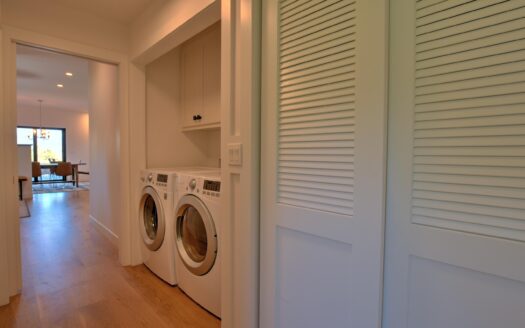 1076 Pleasant Point Drive