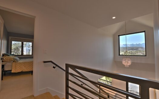 1076 Pleasant Point Drive