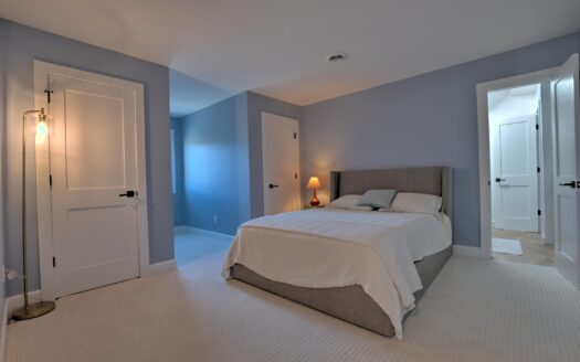 1076 Pleasant Point Drive