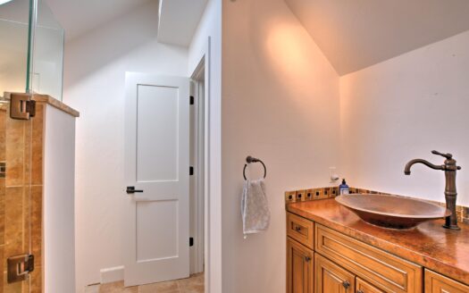 1076 Pleasant Point Drive