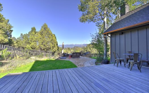 1076 Pleasant Point Drive