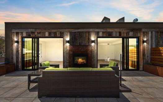 N 185 Lena Street ”E”