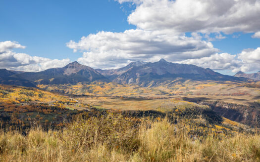 630 Sunnyside Ranch Drive