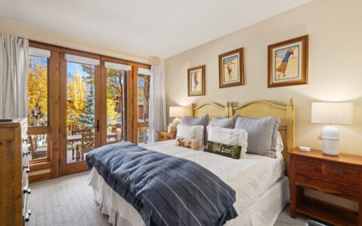 203 Ridgeline Drive 203