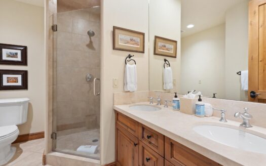 203 Ridgeline Drive 203