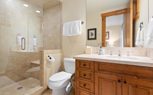 203 Ridgeline Drive 203