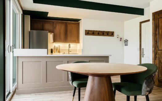 136 Country Club Drive 322