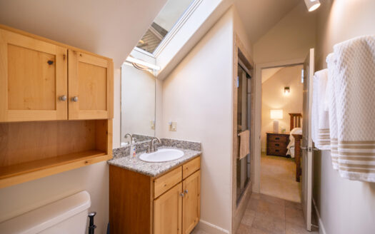 W 548 Pacific Avenue B