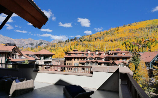 568 Mountain Village Boulevard 525/523