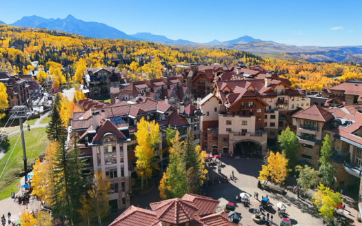 568 Mountain Village Boulevard 525/523