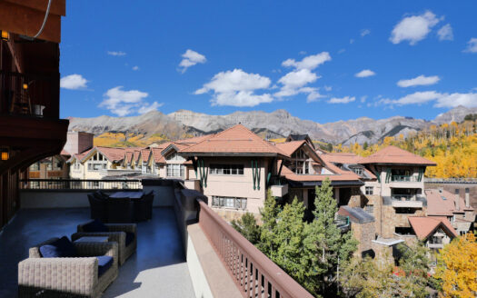 568 Mountain Village Boulevard 525/523