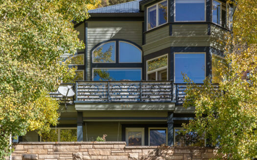 E 721 Pandora Avenue