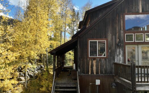 456 Silverglance Way