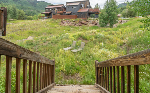 456 Silverglance Way