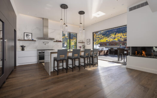 E 126 Colorado Avenue 126R