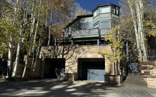 E 721 Pandora Avenue