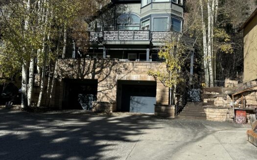 E 721 Pandora Avenue