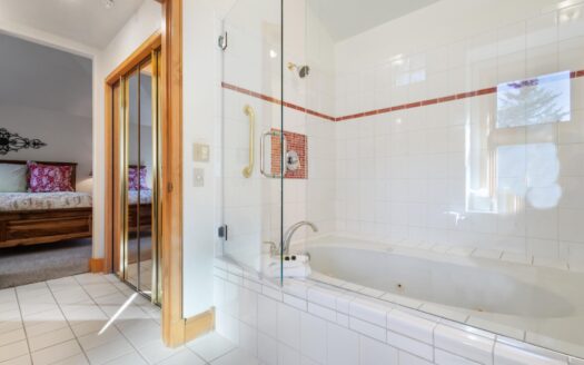 100 Aspen Ridge Drive