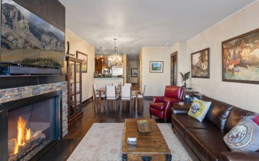 136 San Joaquin Road B203