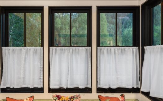 E 627 Colorado Avenue