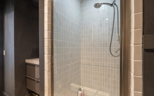 W 791 Pacific Avenue 4H