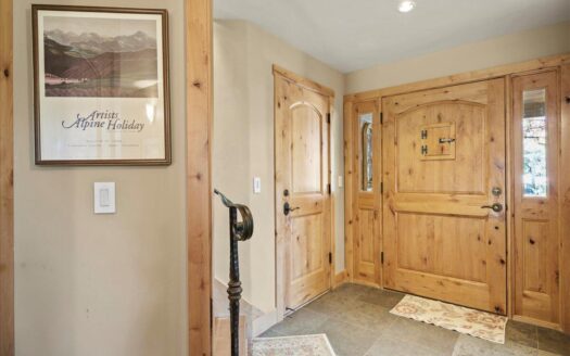 2190 Ponderosa Drive