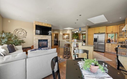 2190 Ponderosa Drive