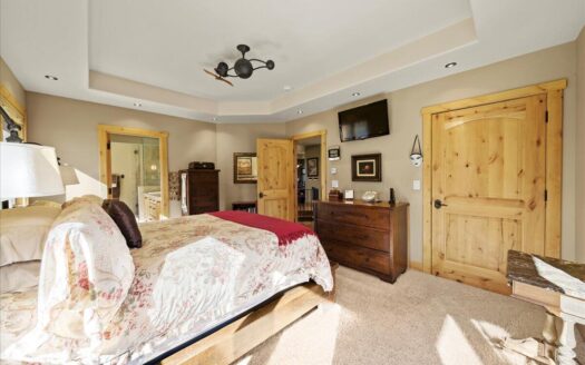 2190 Ponderosa Drive