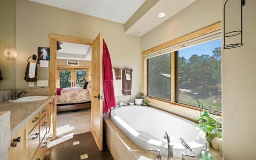 2190 Ponderosa Drive