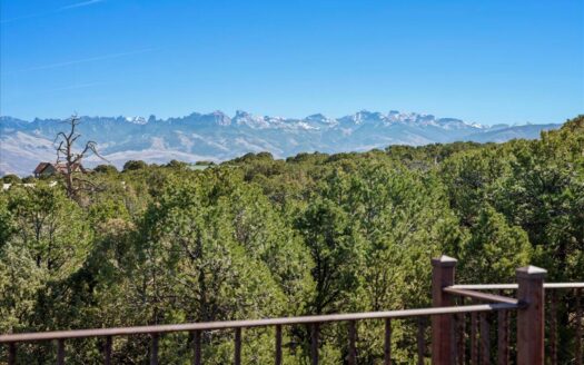 2190 Ponderosa Drive