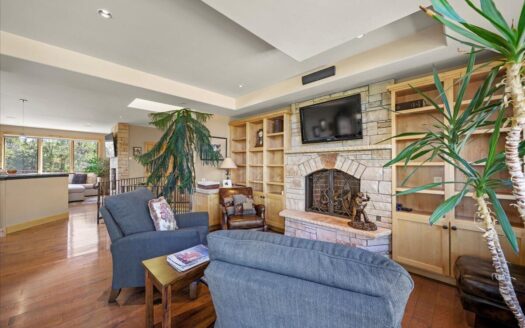 2190 Ponderosa Drive