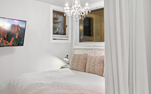 W 791 Pacific Avenue 4H